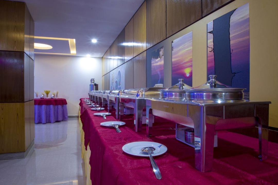 Hotel Mira Garden Sylhet Exterior photo